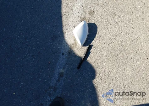 2016 Mercedes-Benz C 300 из США, поврежденный, VIN 55SWF4JB4GU102587